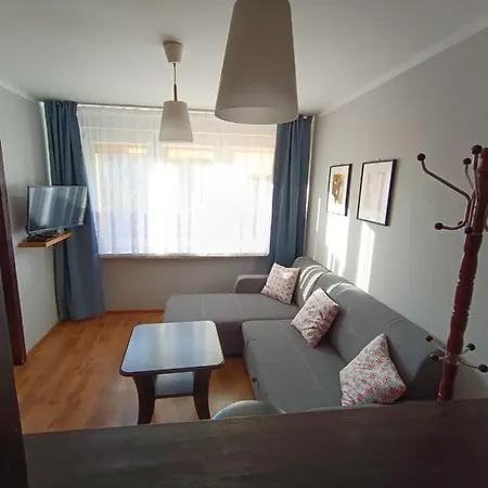 Apartment Mieszkanie W Centrum *